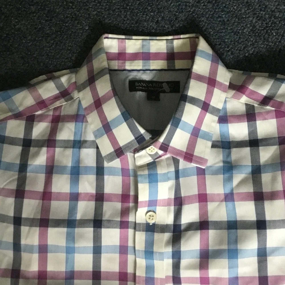 Banana Republic Men’s White Plaid Dress Shirt with Blue & Purple Checks